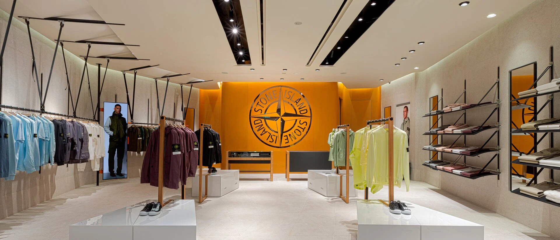 Banner 1 - Stone Island Rom&acirc;nia Outlet